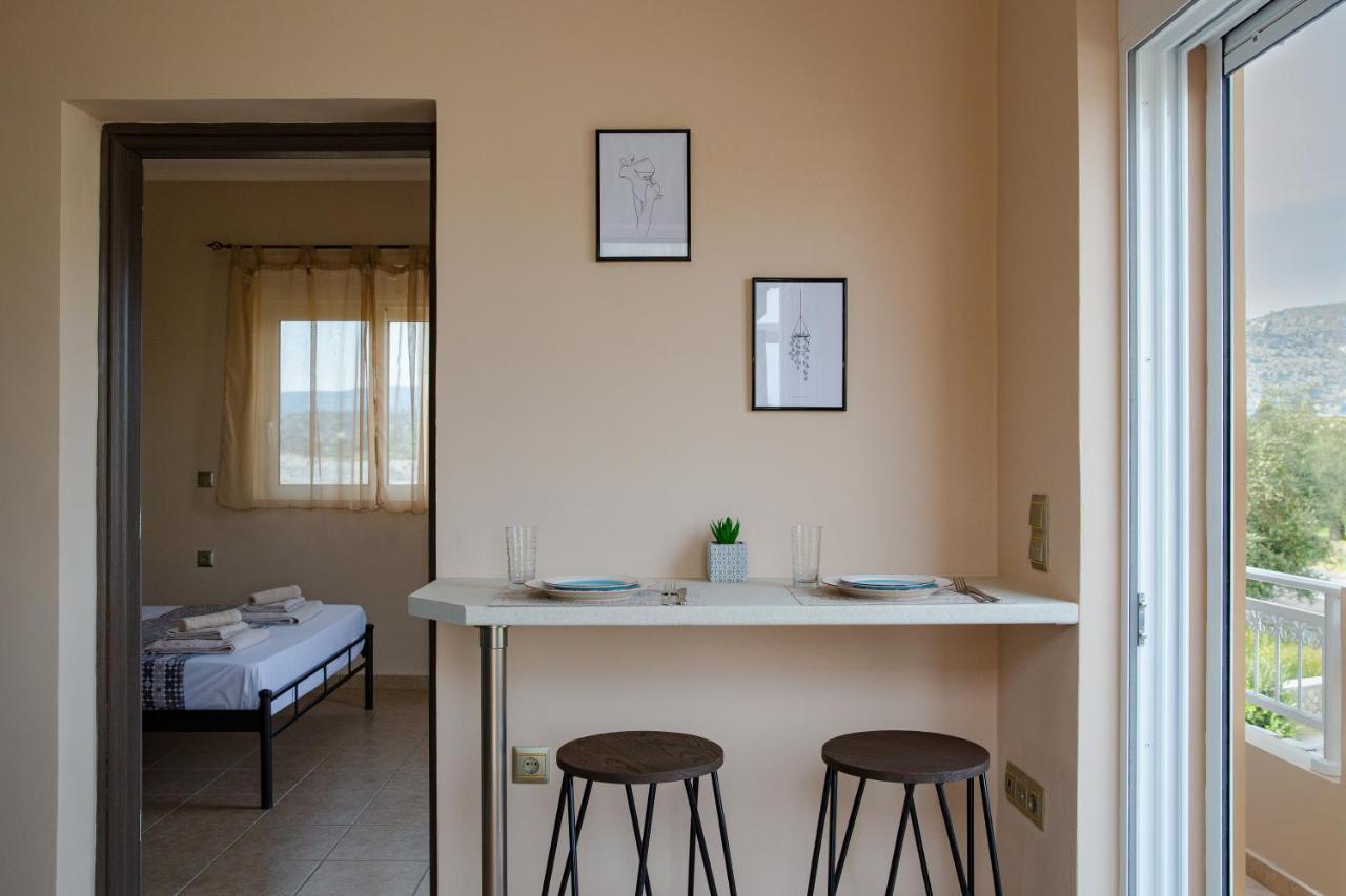 Electi Apartments Cฮารากิ ภายนอก รูปภาพ